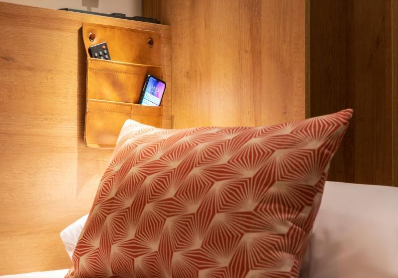 اتاق استاندارد سه نفره, Toc Hostel Granada