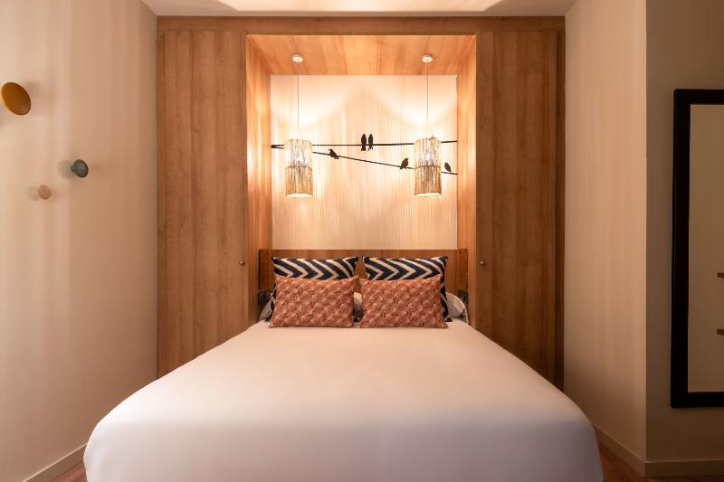 اتاق استاندارد سه نفره, Toc Hostel Granada