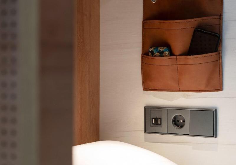 تختخواب در اتاق مشترک, Toc Hostel Granada