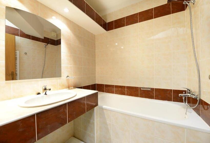 スタンダードルーム, Sorea Trigan