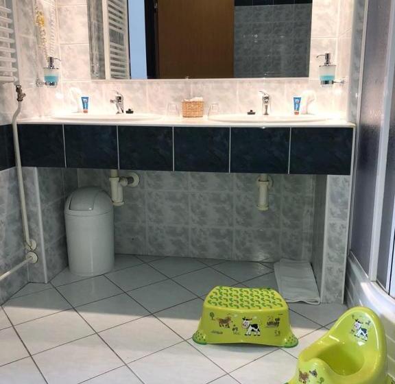 スイート, Sorea Trigan