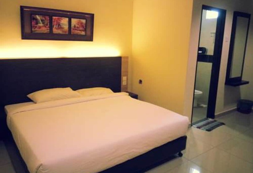 스탠다드 싱글 룸 킹 침대, Centre Point Tampin