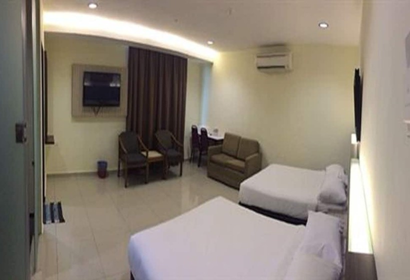 Номер Deluxe Кровать Кинг, Centre Point Tampin