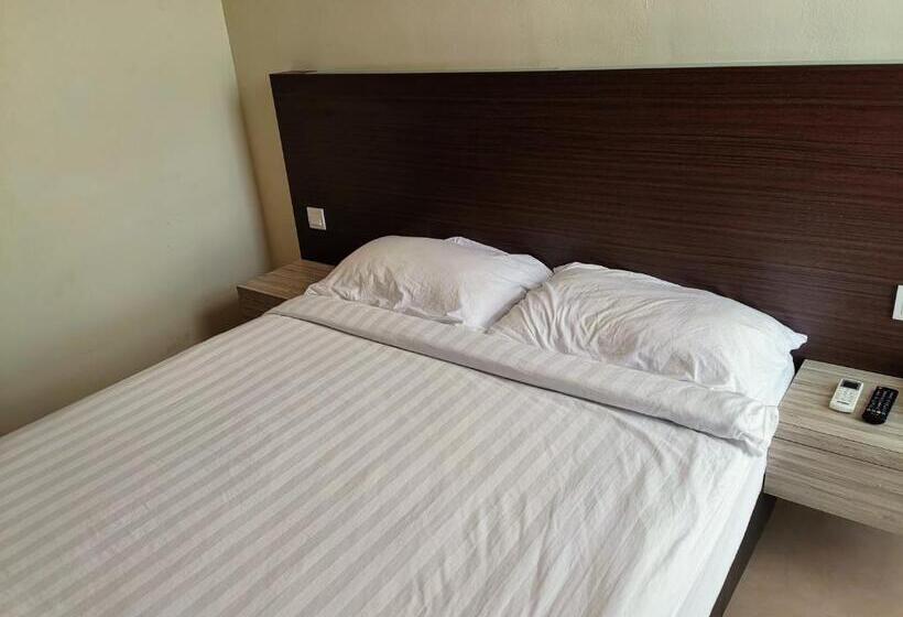 Номер Стандарт Индивидуальный, Centre Point Tampin