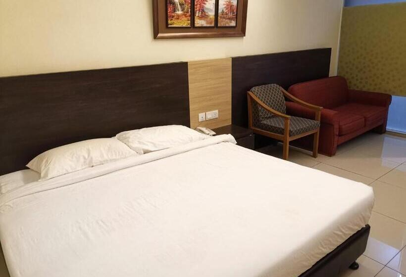 스탠다드 싱글 룸 킹 침대, Centre Point Tampin