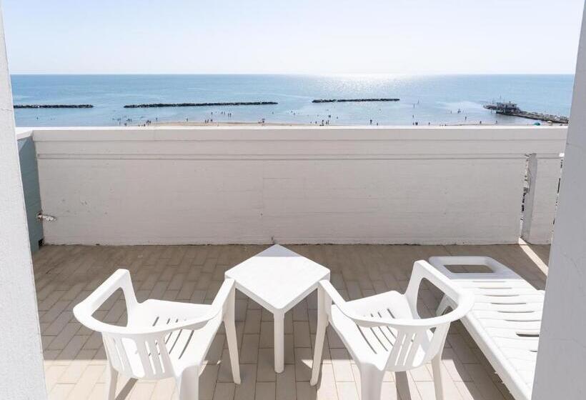 Triple Room Sea View, Concord