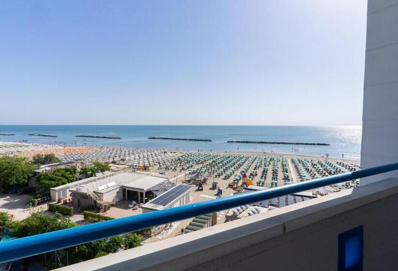 غرفة قياسية رباعية مطلة على البحر, Concord