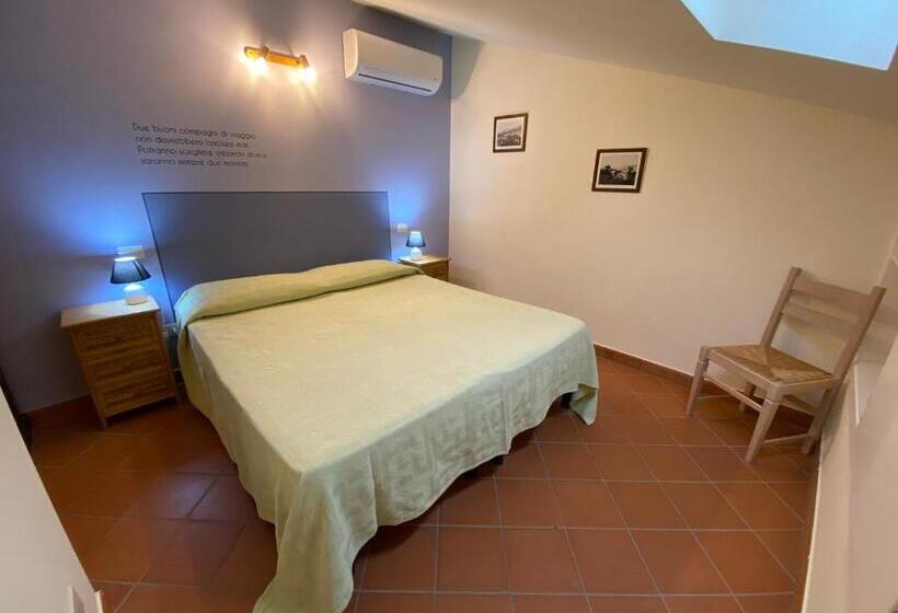2 Bedroom Apartment With Garden, Tenuta Badia '99