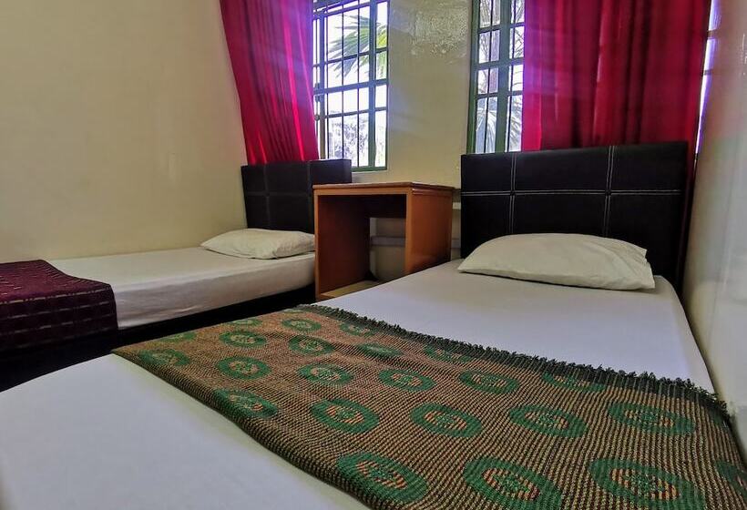 חדר סטנדרט חדר אמבטיה משותף, Meera Heritage Motel