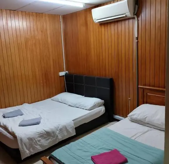 ファミリールーム, Meera Heritage Motel