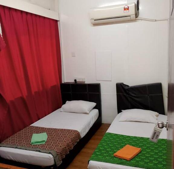 اتاق استاندارد با سرویس بهداشتی مشترک, Meera Heritage Motel