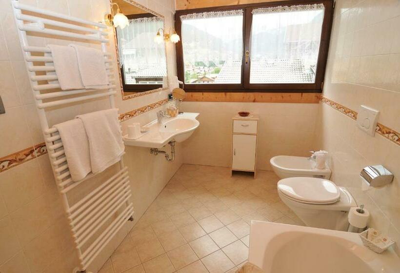 스탠다드 발코니 스튜디오, Garni Walter