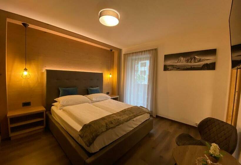 발코니 수피리어 룸, Garni Walter