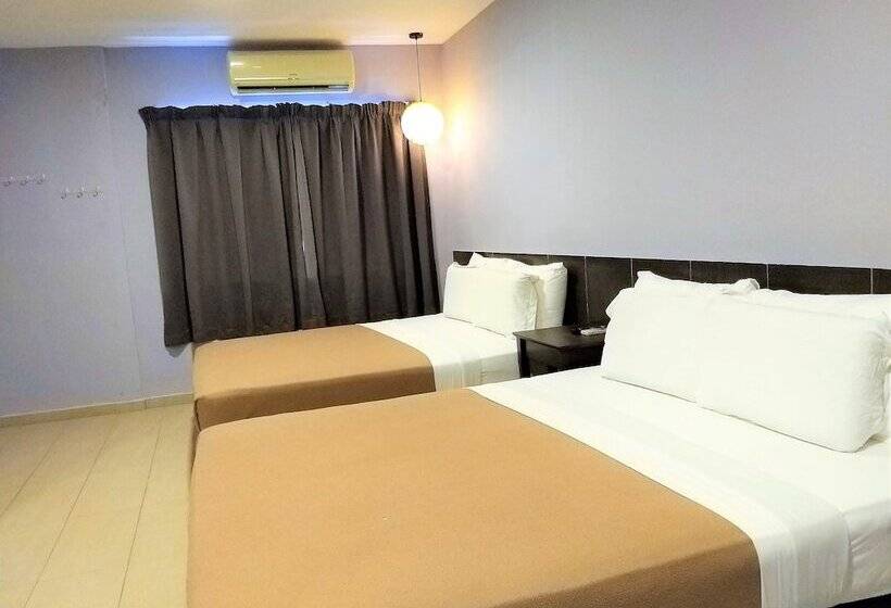 חדר משפחתי, Jelai Mentakab