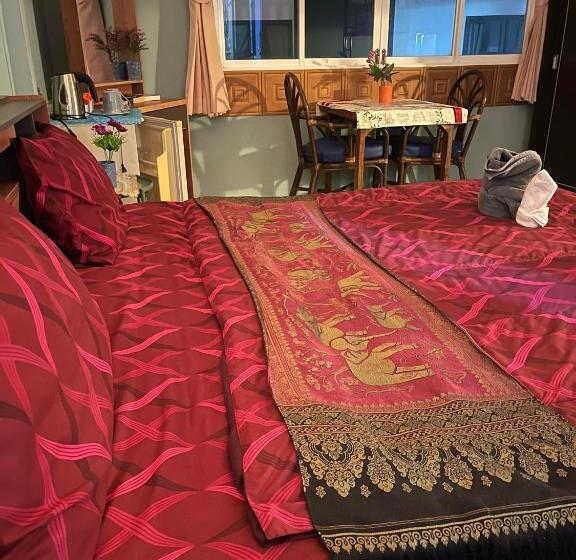 スタンダード４人部屋, San Antonio Beach Guesthouse & Restaurant