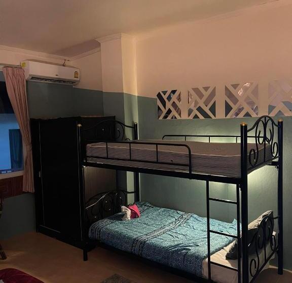 スタンダード４人部屋, San Antonio Beach Guesthouse & Restaurant