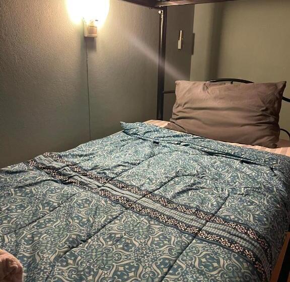 スタンダード４人部屋, San Antonio Beach Guesthouse & Restaurant