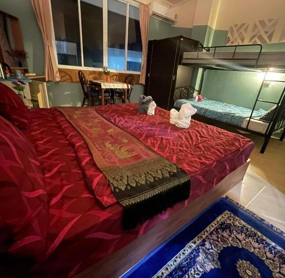 スタンダード４人部屋, San Antonio Beach Guesthouse & Restaurant