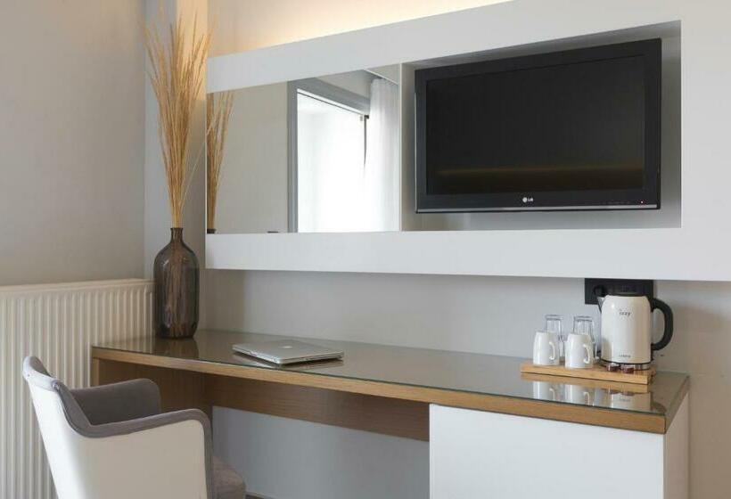 디럭스 룸, San Panteleimon