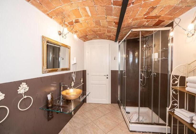 庭の見えるスタンダードトリプルルーム, Lange