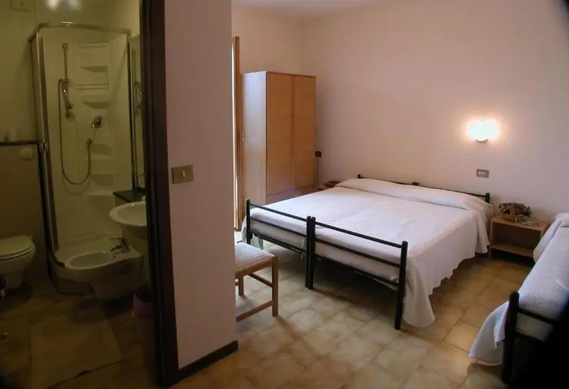 スタンダードルーム, Albergo Ristoranteparco Alle Nocitra La Cascata Delle Marmore,labro E Valle Santa Di S Francesco