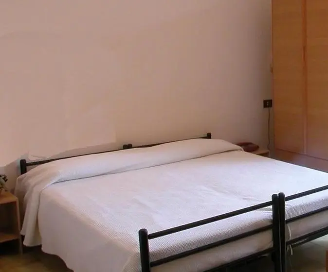 ベーシックルーム, Albergo Ristoranteparco Alle Nocitra La Cascata Delle Marmore,labro E Valle Santa Di S Francesco