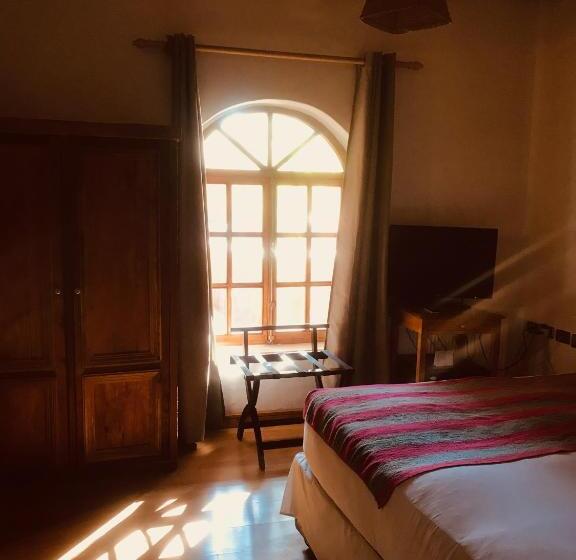 スタンダードルーム, La Aldea