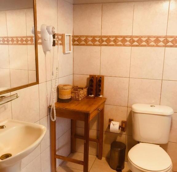 ファミリールーム, La Aldea