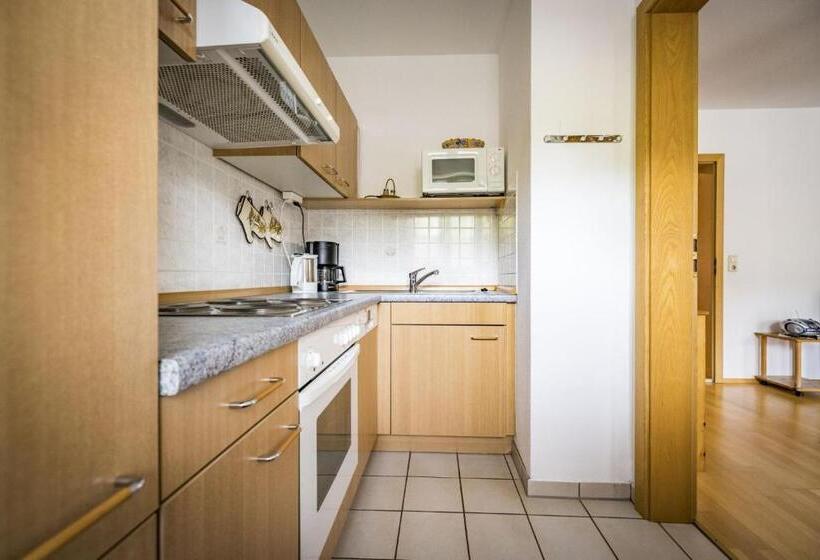 Apartamento 1 Dormitório com Vistas, Landhaus Weiß