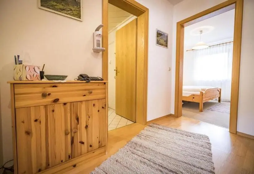 景色の見える一ベッドルームアパートメント, Landhaus Weiß