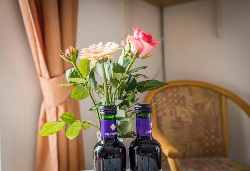 Номер Стандарт Трехместный, Landhaus Weiß