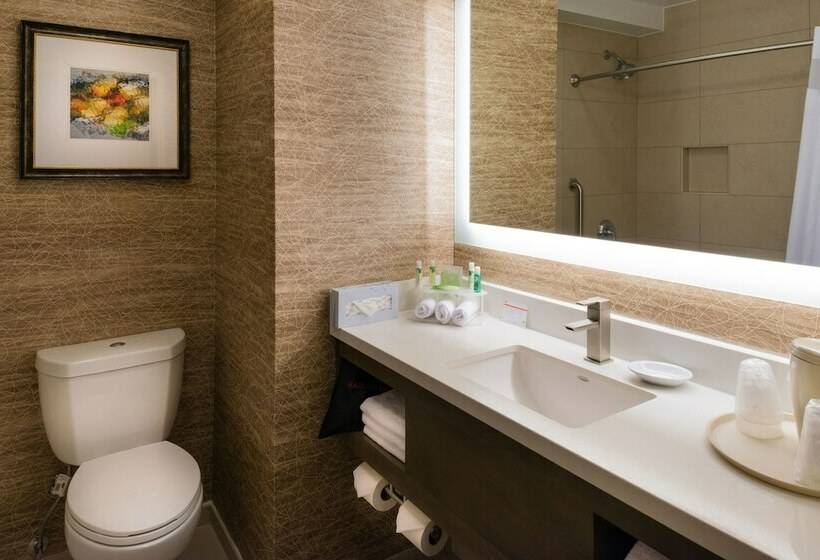 جناح, Holiday Inn Express & Suites Pasadena   Los Angeles, An Ihg