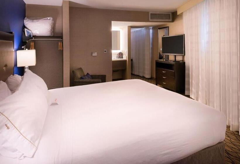 جناح ديلوكس سرير كينج, Holiday Inn Express & Suites Pasadena   Los Angeles, An Ihg