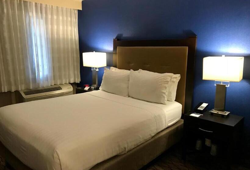 غرفة قياسية لذوى الاحتياجات الخاصة, Holiday Inn Express & Suites Pasadena   Los Angeles, An Ihg