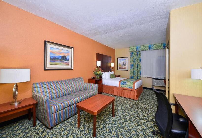 Номер Стандарт Кровать Кинг Адаптированный для Инвалидов, Best Western Plus Fresno Inn