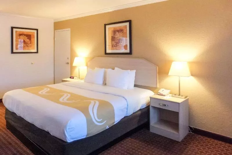Standard-huone, Quality Inn & Suites Lake Havasu City