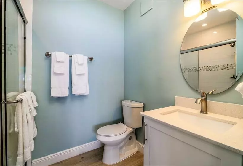 اتاق استاندارد, Rainbow Bend Resort