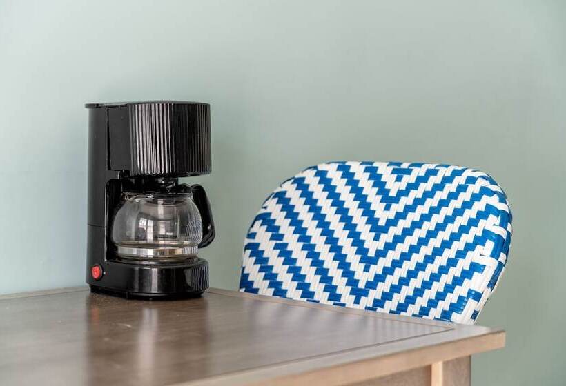 جناح مطلّ علي البحر, Rainbow Bend Resort