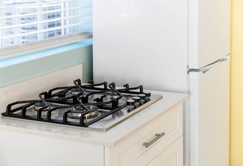 جناح مطلّ علي البحر, Rainbow Bend Resort