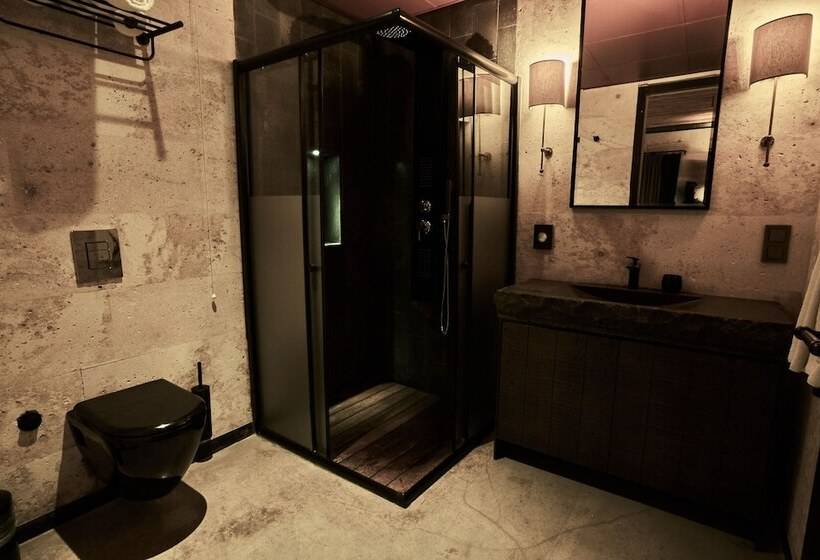 اتاق لوکس, Carus Cappadocia