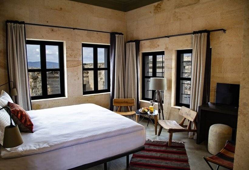 اتاق لوکس, Carus Cappadocia