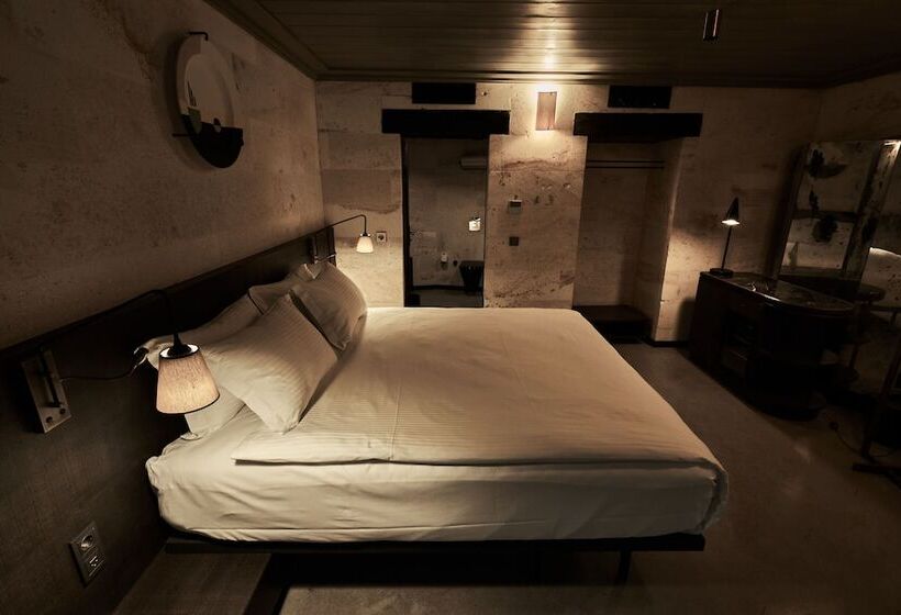 اتاق سوپریور, Carus Cappadocia