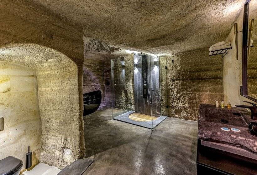 سوییت, Carus Cappadocia