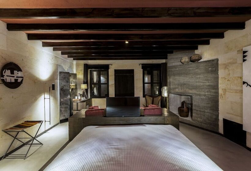 سوییت, Carus Cappadocia