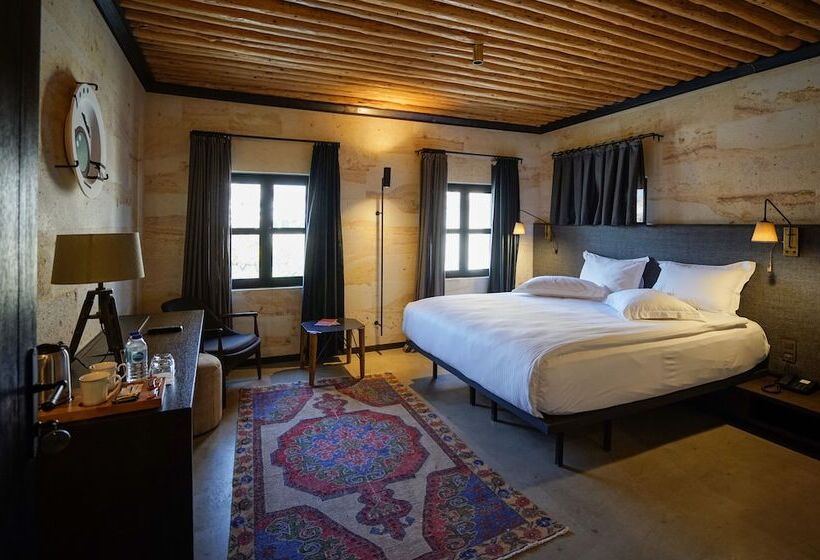 اتاق لوکس, Carus Cappadocia
