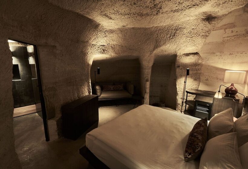 اتاق لوکس, Carus Cappadocia