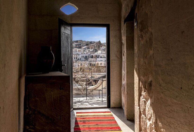 اتاق سوپریور, Carus Cappadocia