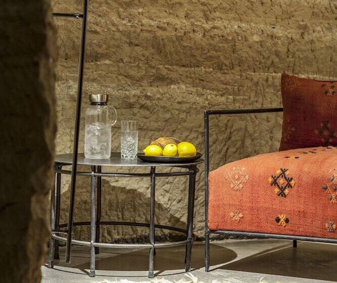 سوییت, Carus Cappadocia