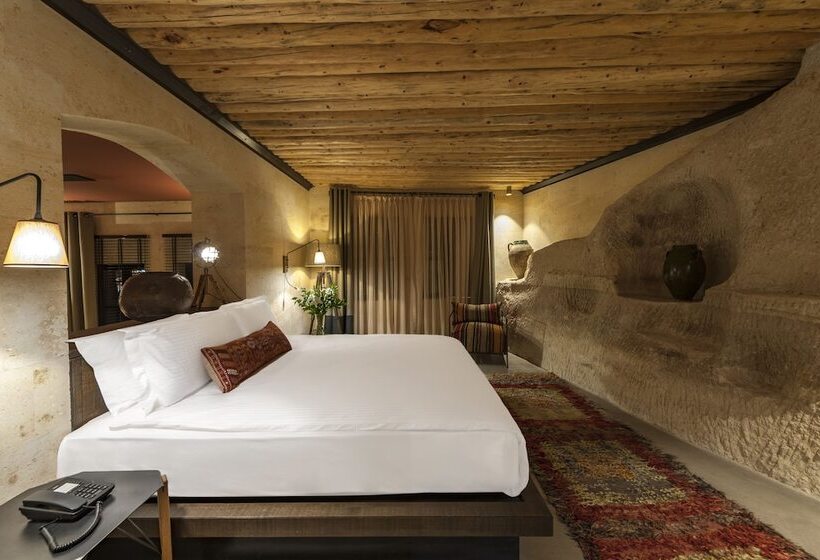 سوییت خانوادگی, Carus Cappadocia