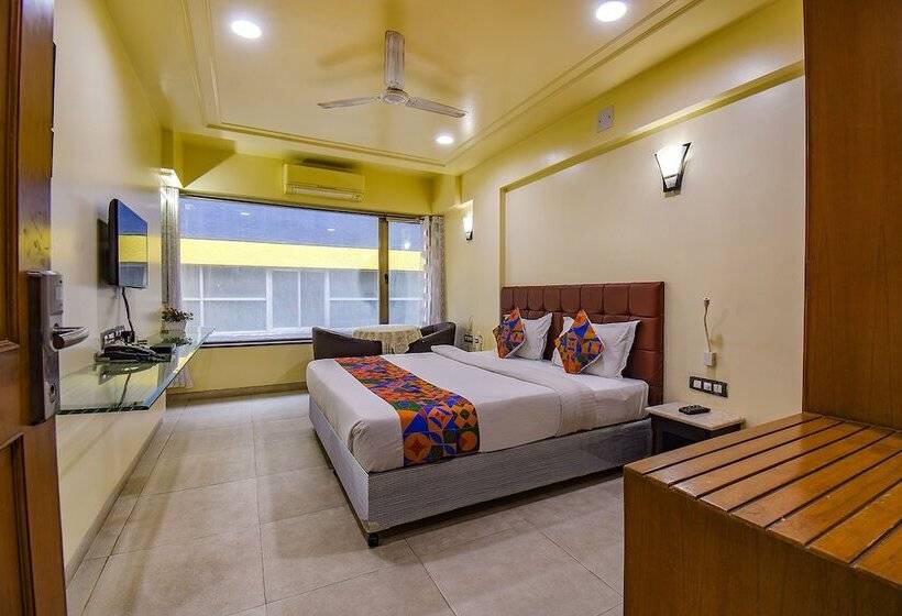 豪华房间, Fabhotel Sr Wakad   Nr Mall Of Millenium